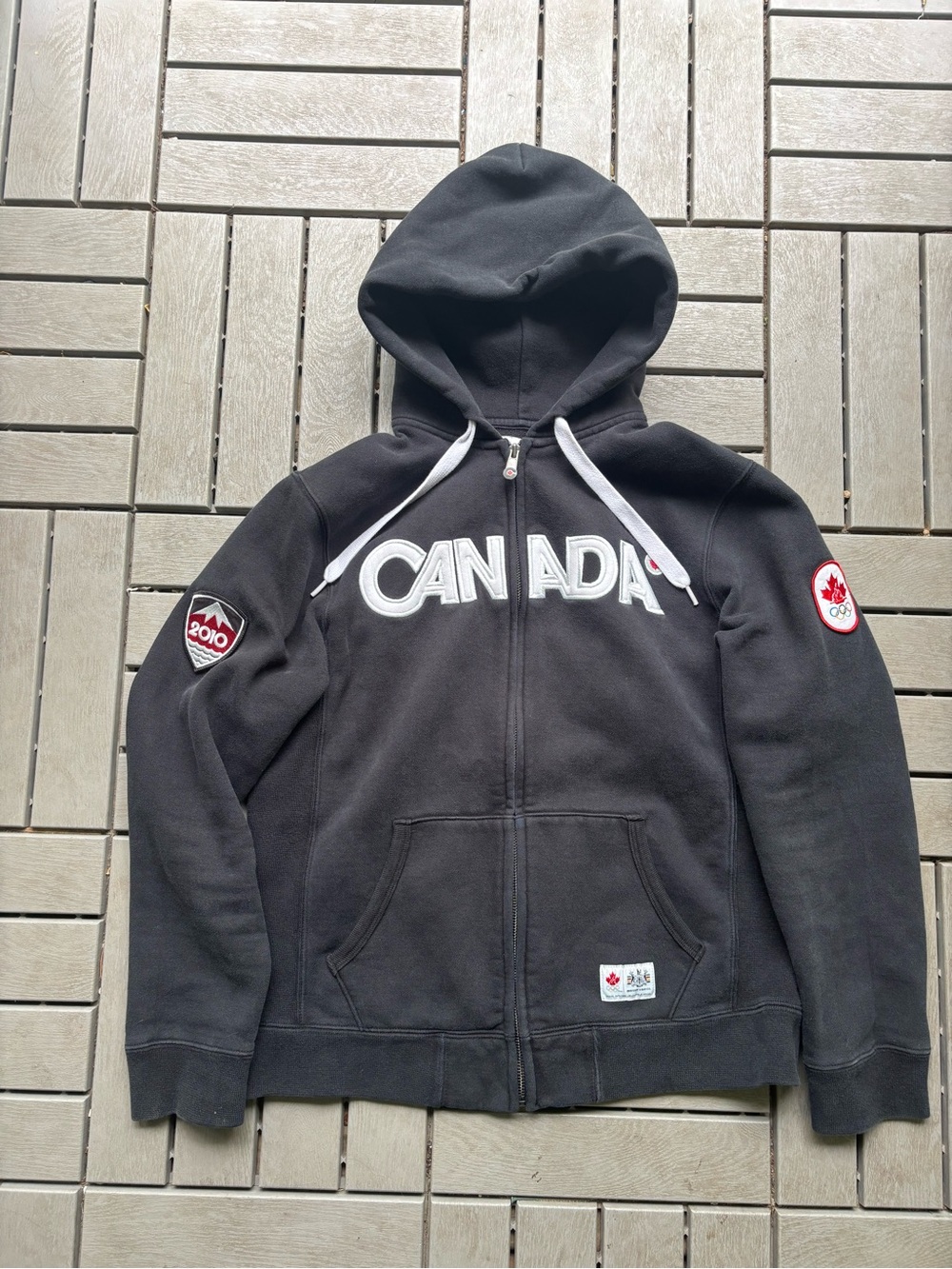 2010 Canada Olympics Embroidered Black Zip-Up Hoodie